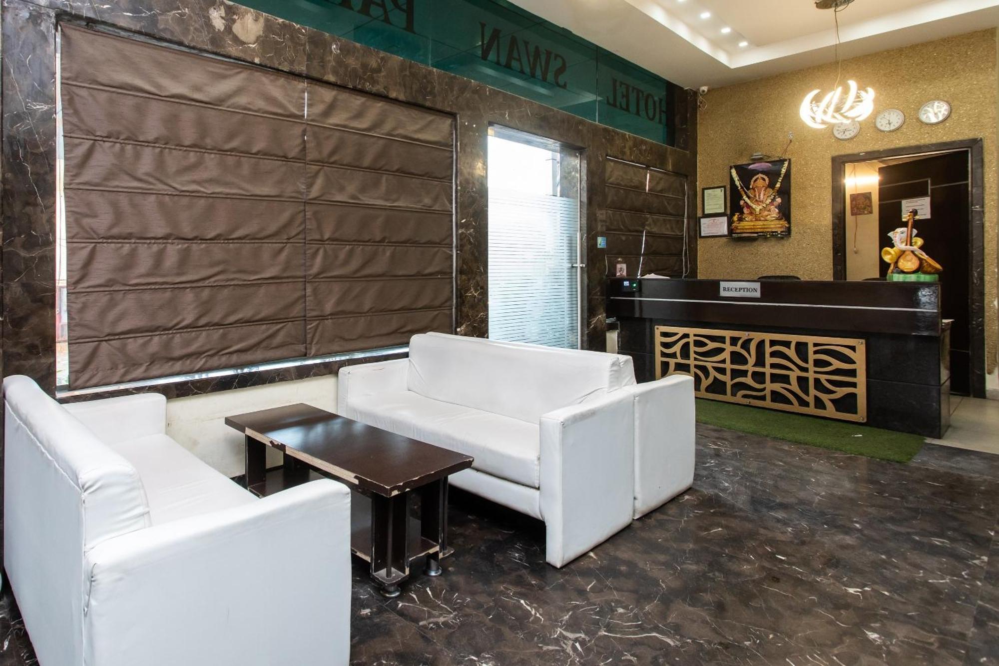 Capital O Swan Paradise Indore Bagian luar foto