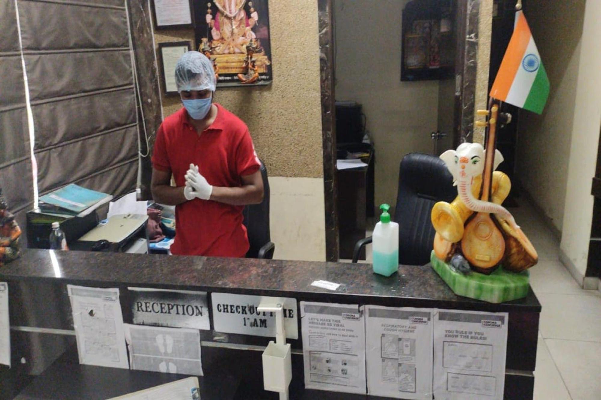 Capital O Swan Paradise Indore Bagian luar foto