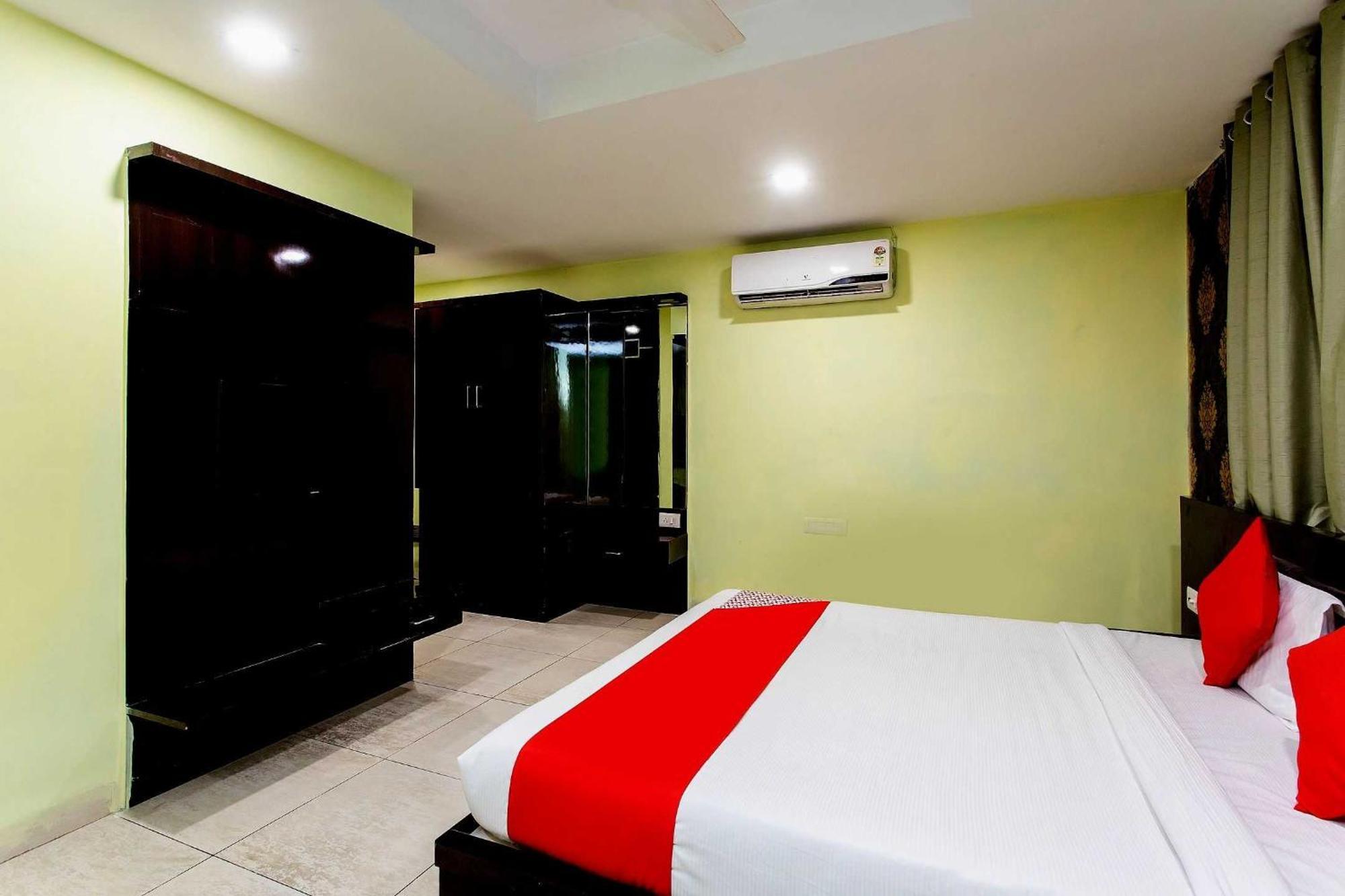 Capital O Swan Paradise Indore Bagian luar foto