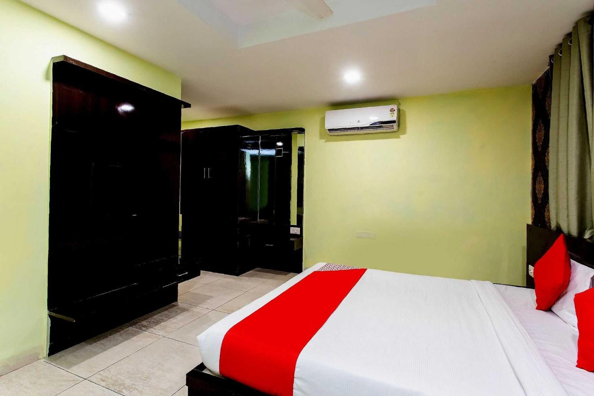 Capital O Swan Paradise Indore Bagian luar foto