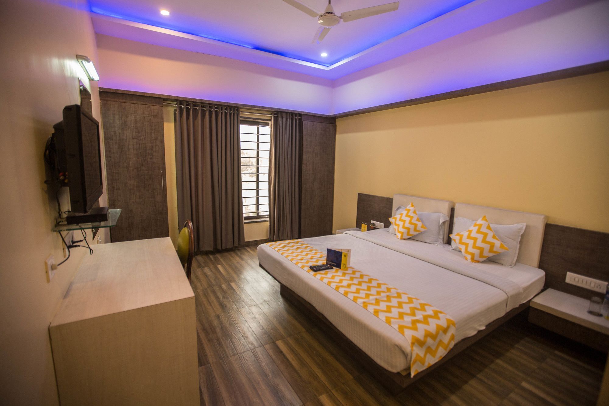 Capital O Swan Paradise Indore Bagian luar foto